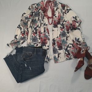 JustFab vibrant floral blazer Medium Shoulder pads
